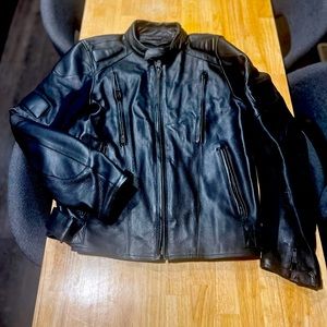 Wilson’s Leather armored Motorcycle Jacket. Men’s size Medium.